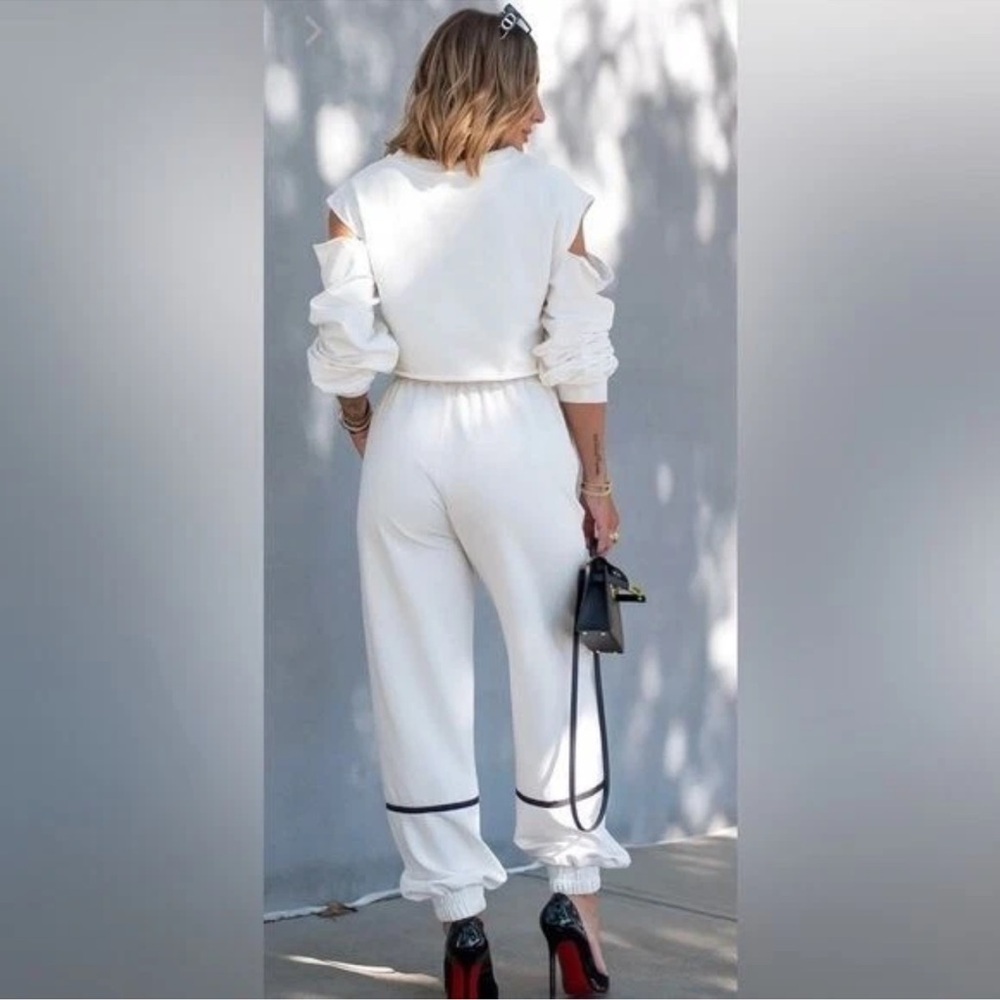 ByEgreis Romee white cropped sweater top in Large. New - Picture 2 of 3